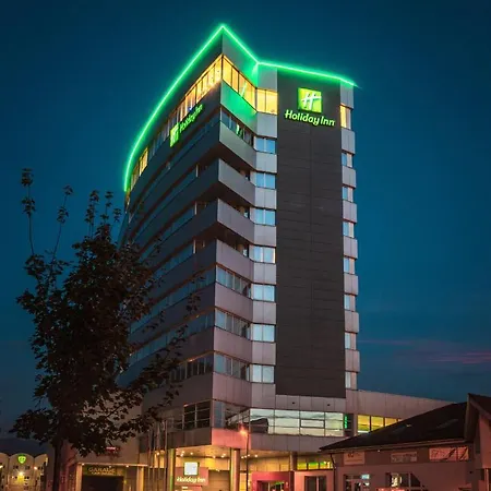 By Ihg 4* ジリナ