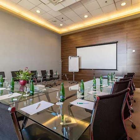 Hotel By Ihg Zilina